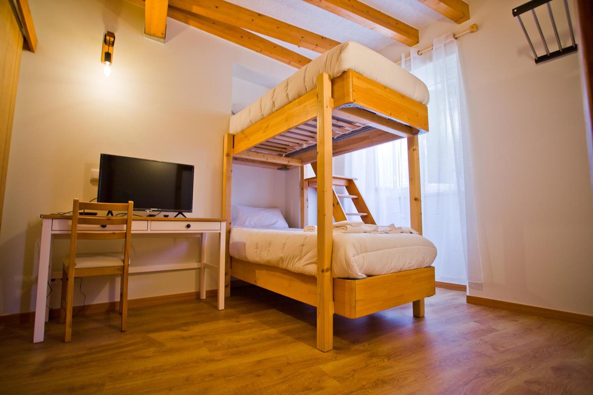 Guest House 10 De Agosto Фигейра да Фош Екстериор снимка
