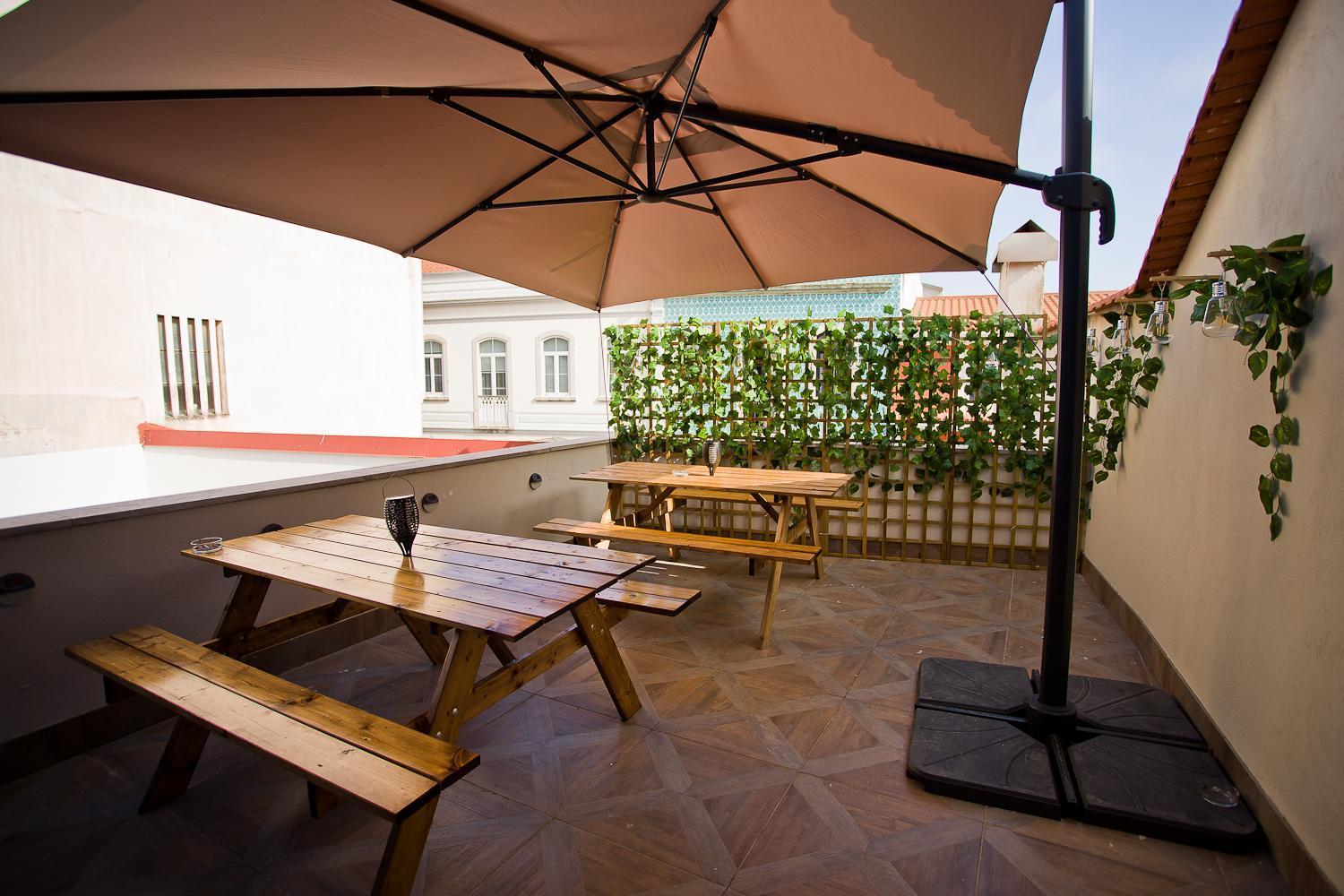 Guest House 10 De Agosto Фигейра да Фош Екстериор снимка
