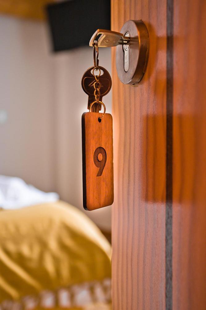 Guest House 10 De Agosto Фигейра да Фош Екстериор снимка