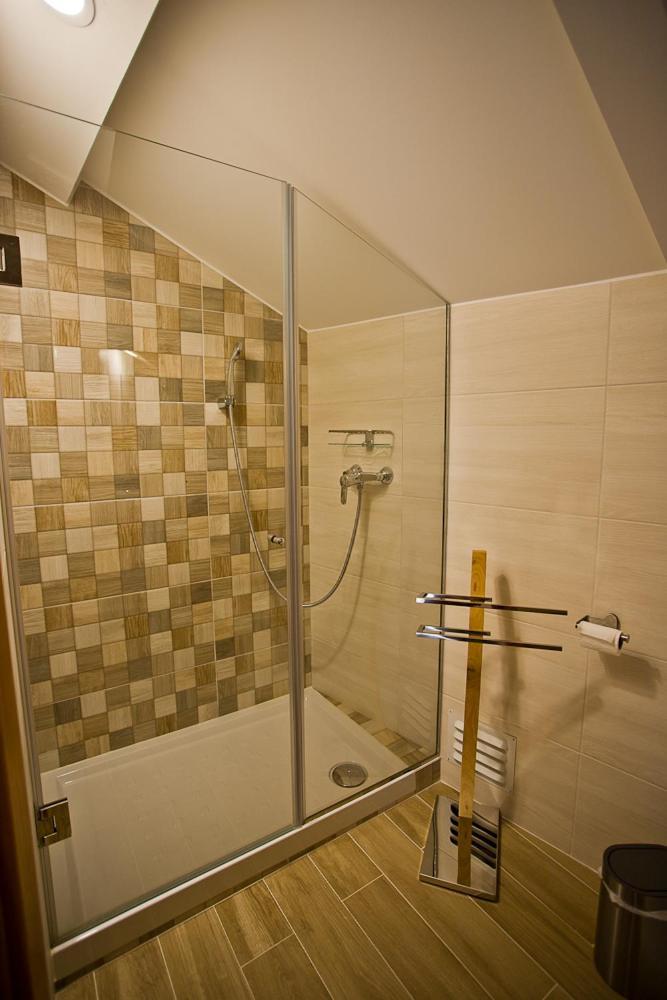 Guest House 10 De Agosto Фигейра да Фош Екстериор снимка