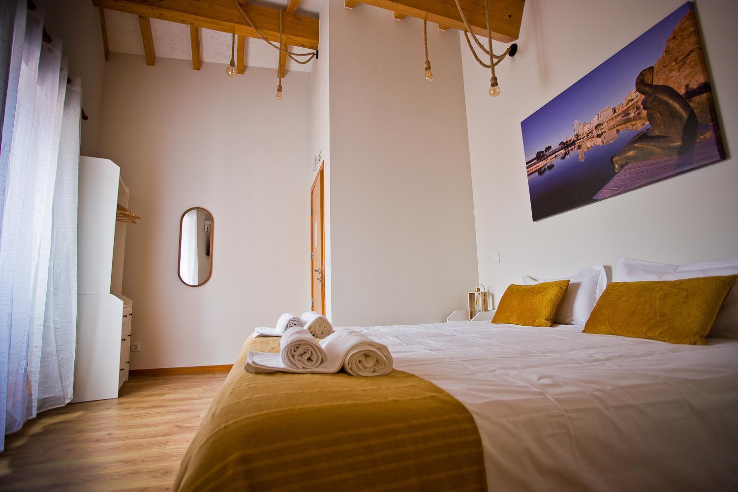 Guest House 10 De Agosto Фигейра да Фош Екстериор снимка